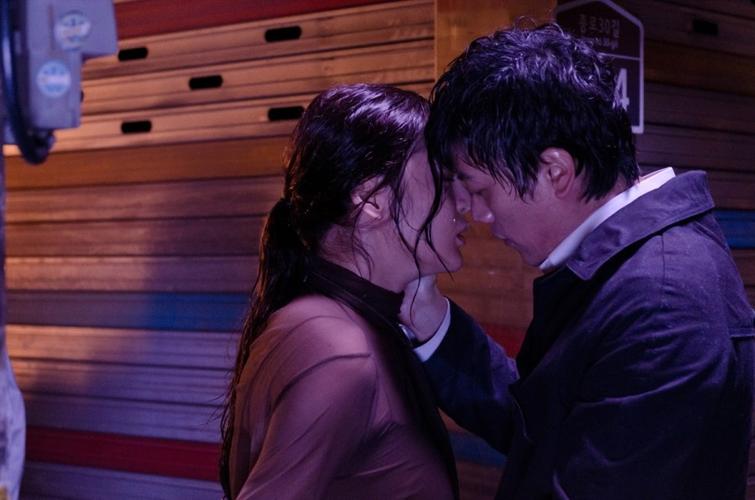 老婆出轨离婚_出轨离婚老婆要复婚_出轨离婚老婆还会想前夫吗